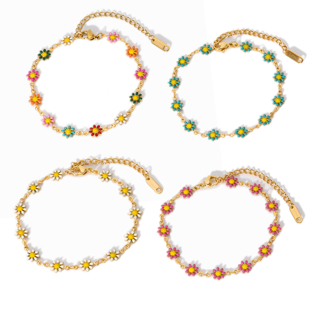 Titanium Steel Little Daisy Advanced Gold-plated Bracelets