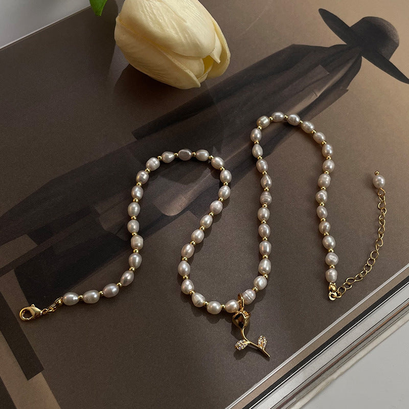 Women's Rose Light Luxury Temperament Clavicle Chain Necklaces