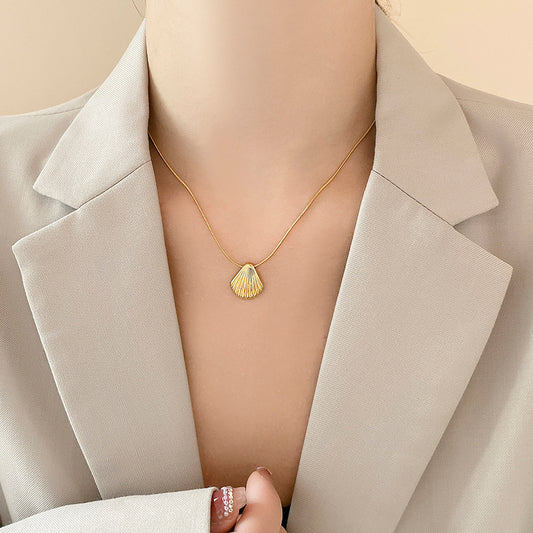 Gold Shell Light Luxury Minority Clavicle Necklaces