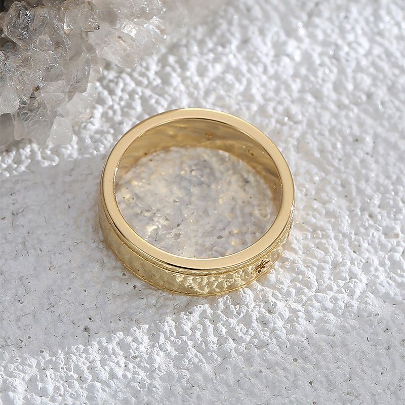 Women's Retro High-grade Design For Graceful Fashionable Micro Inlaid Zircon Rings