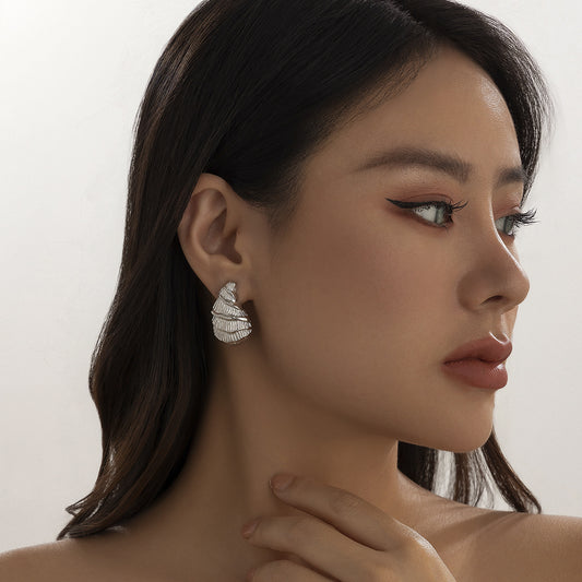 Ornament Simple Niche Spiral Pattern Conch Earrings