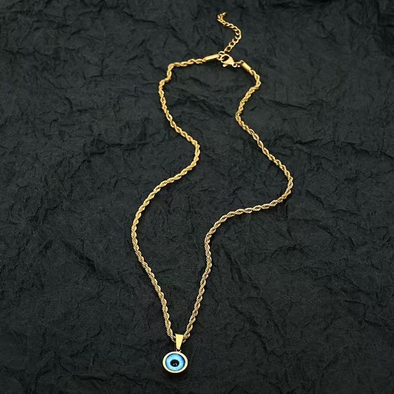 Men's Devil Eye Twist Clavicle Chain Personality Design Necklace