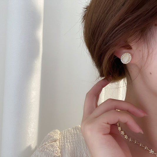 Simple Oval Cat Eye Stylish French Earrings