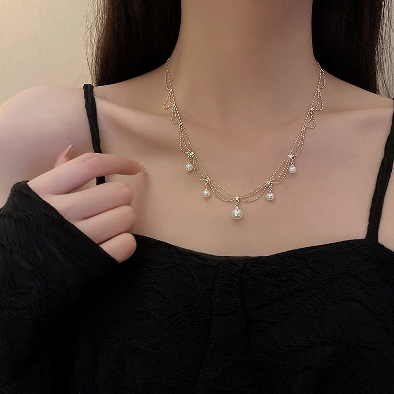 Women's Attractive Fashionable Pearl Clavicle Love Necklaces