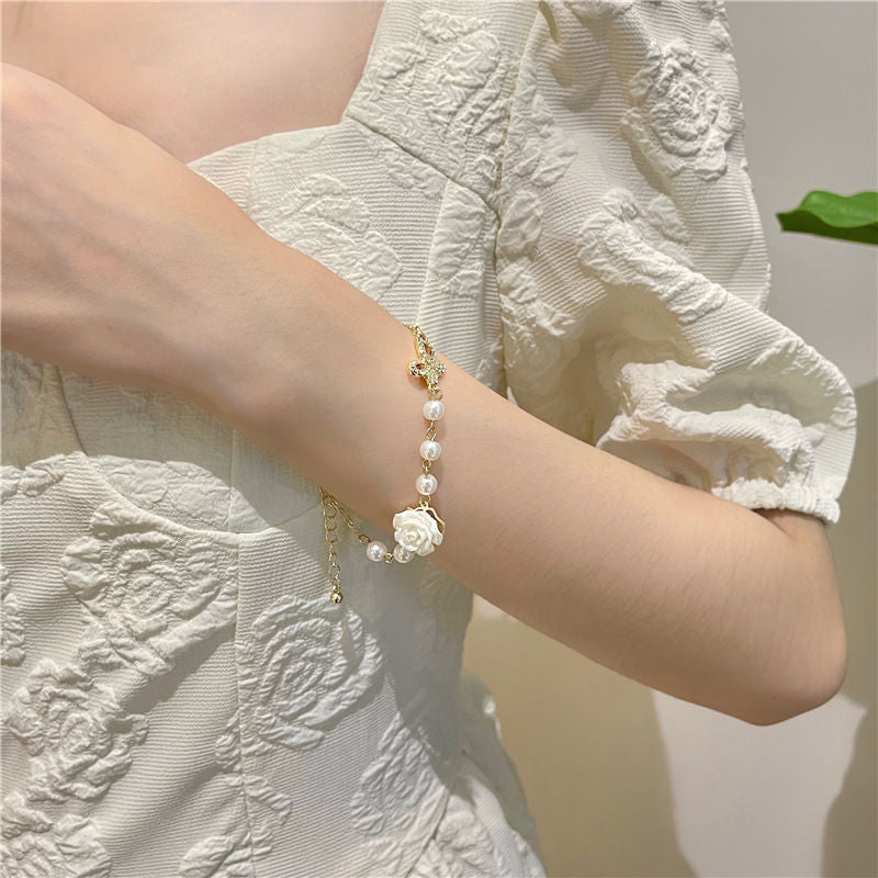 White Camellia Design Mori Style Good-looking Bracelets