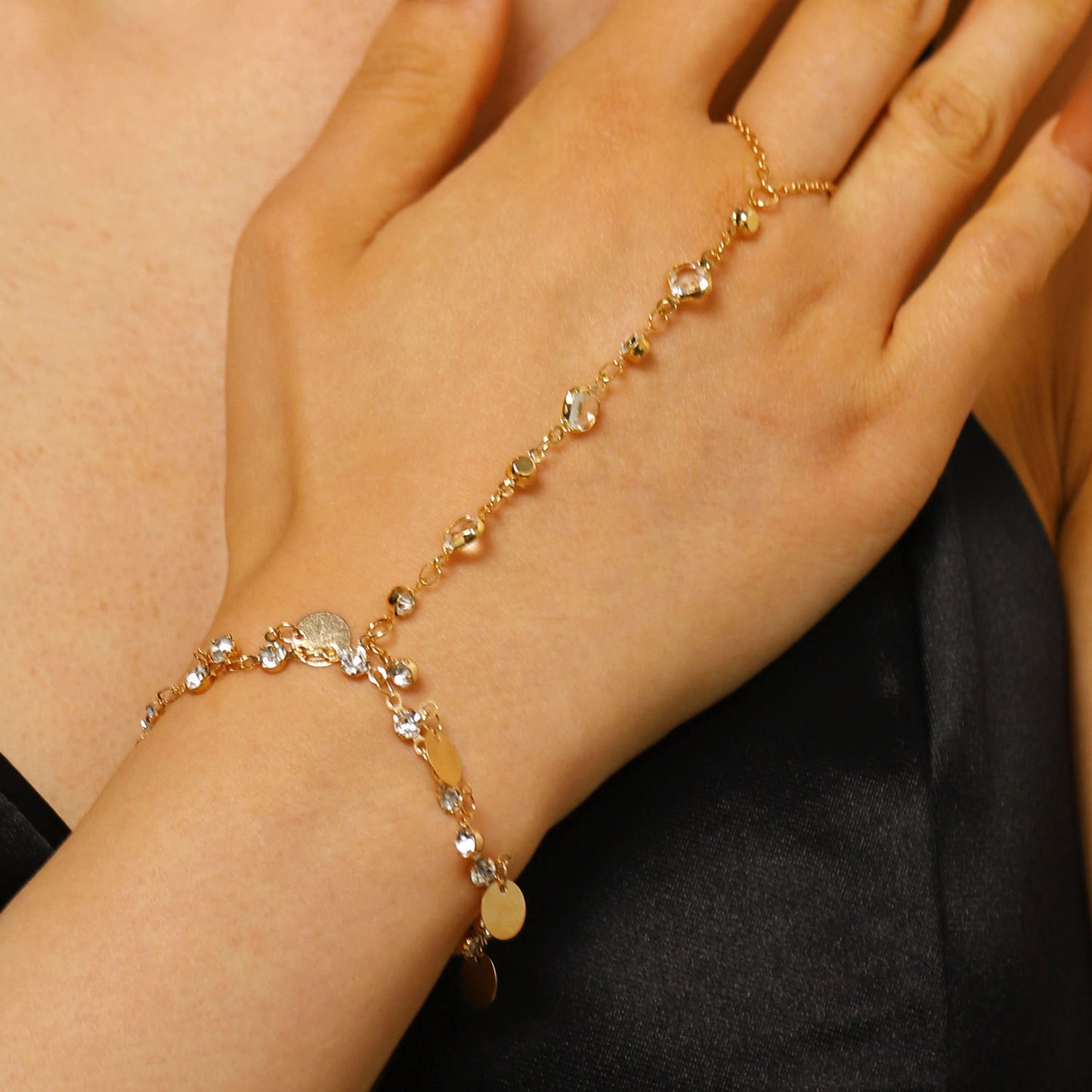 Fashion Sequin Tassel Personality Finger Chain Bracelet