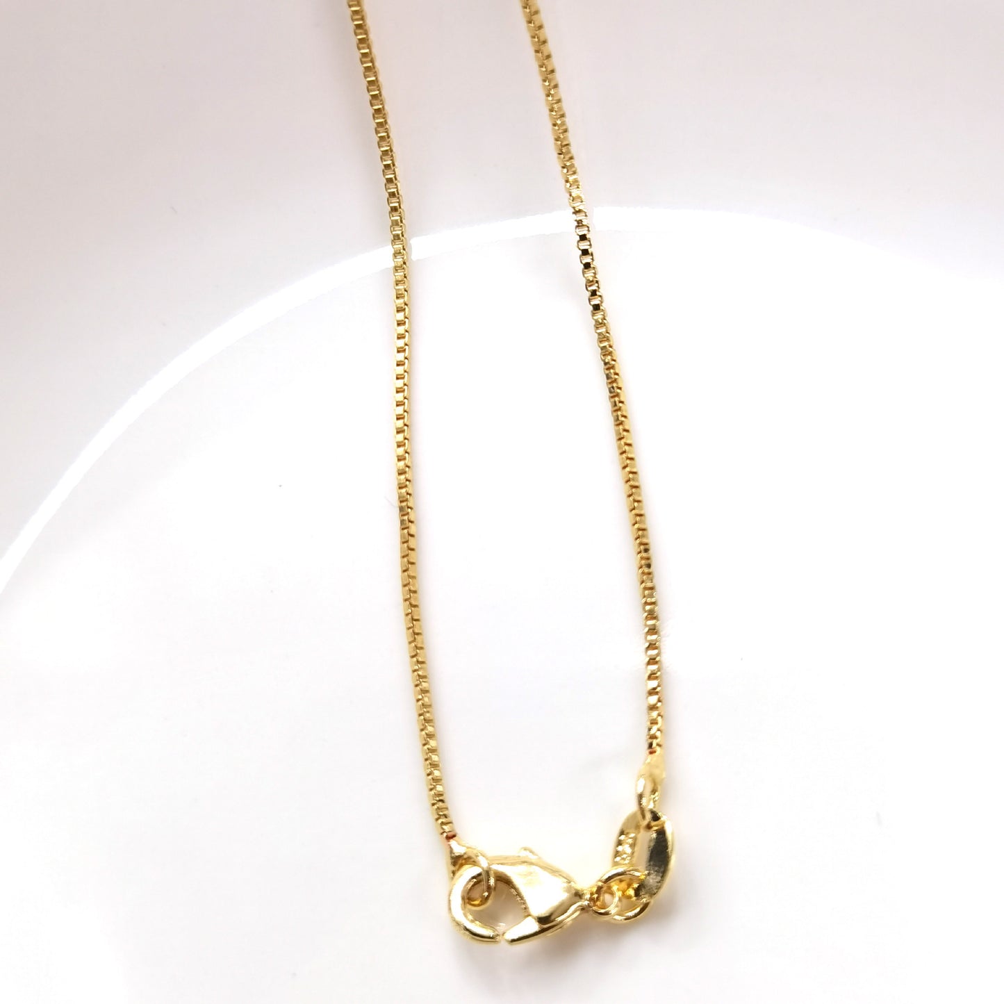 Gilded O-shaped Chain Box Water Wave Gold-plated Necklaces