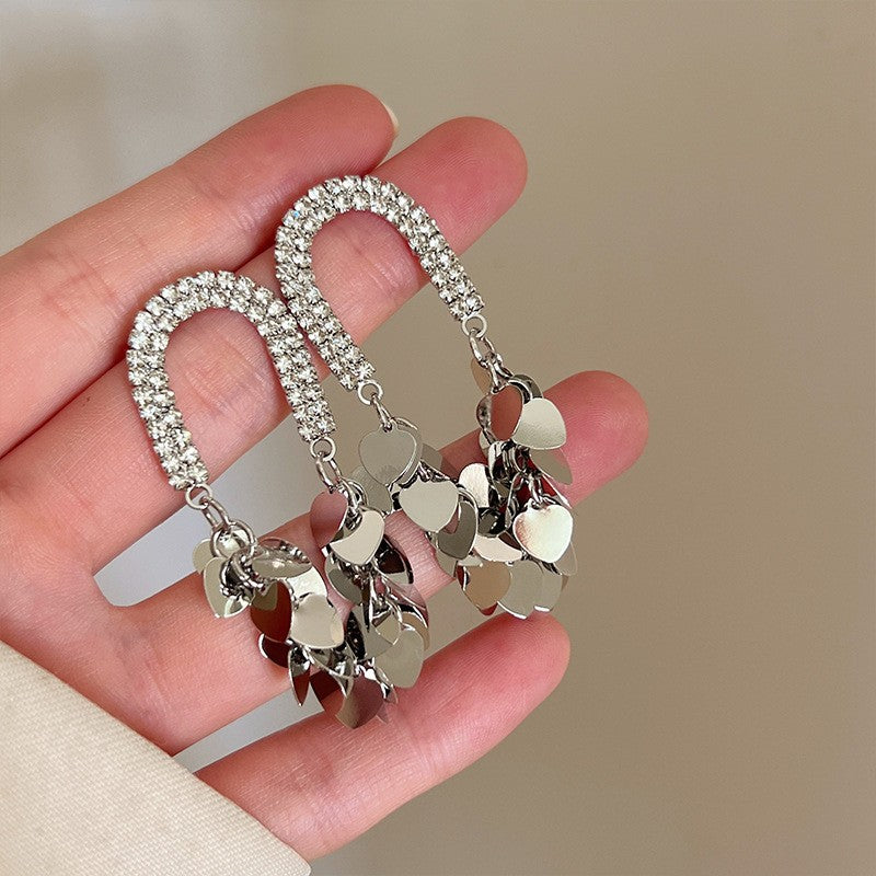 Women's Luxurious Style Long Fringed Pearl Niche Design Earrings