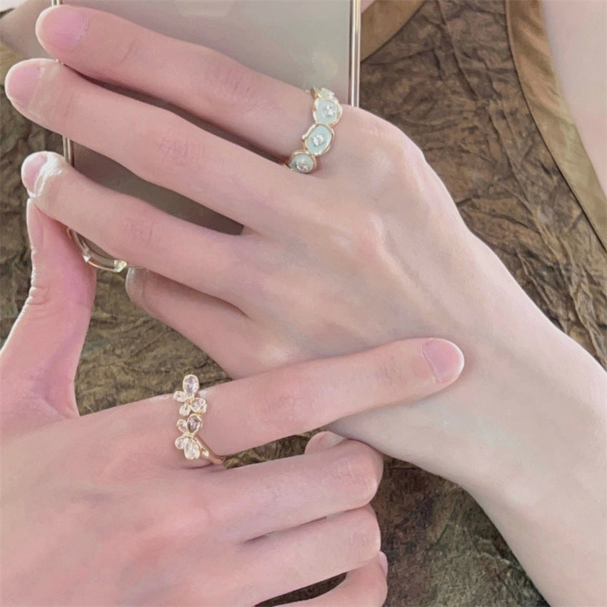 Clover Female Style Niche Advanced Light Rings