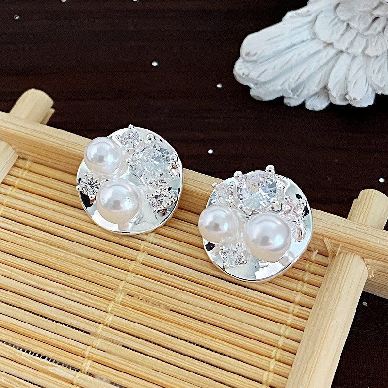Shining Diamond Irregular Round Female Special Earrings