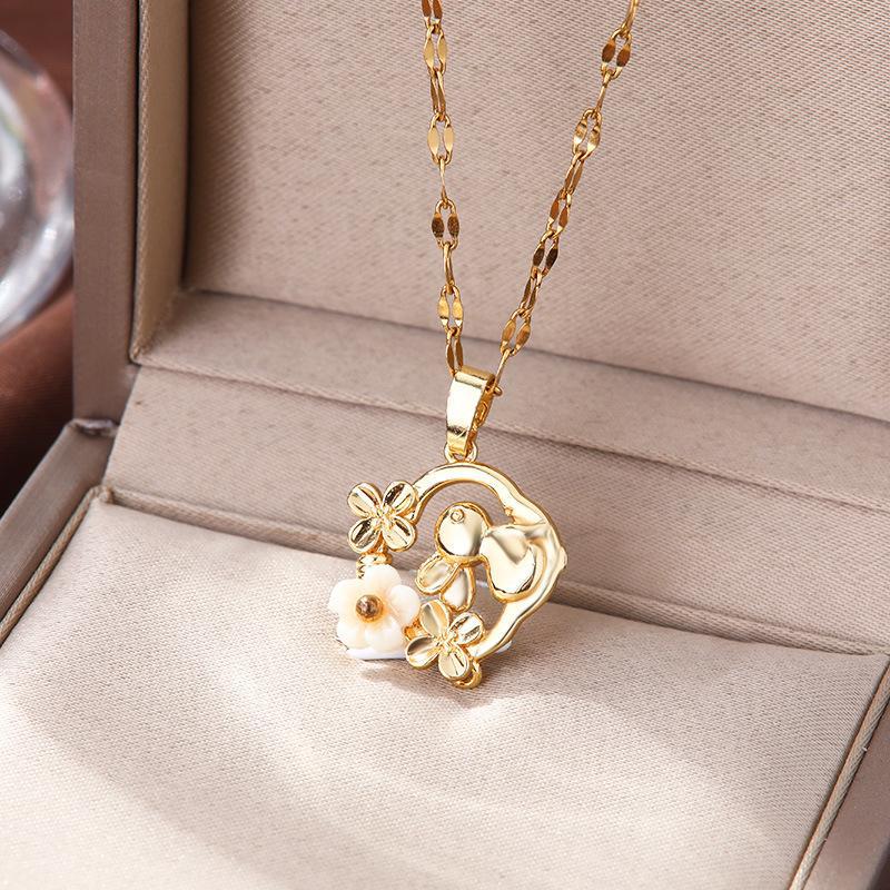 Women's Ornament High-grade Exquisite Affordable Luxury Fashion Necklaces