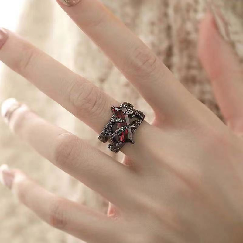 Liquid Thorn Open Ruby High-grade Index Finger Sweet Cool Rings