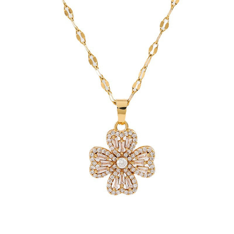 Good Luck Comes Four-leaf Clover Micro Rhinestone Titanium Steel Necklaces