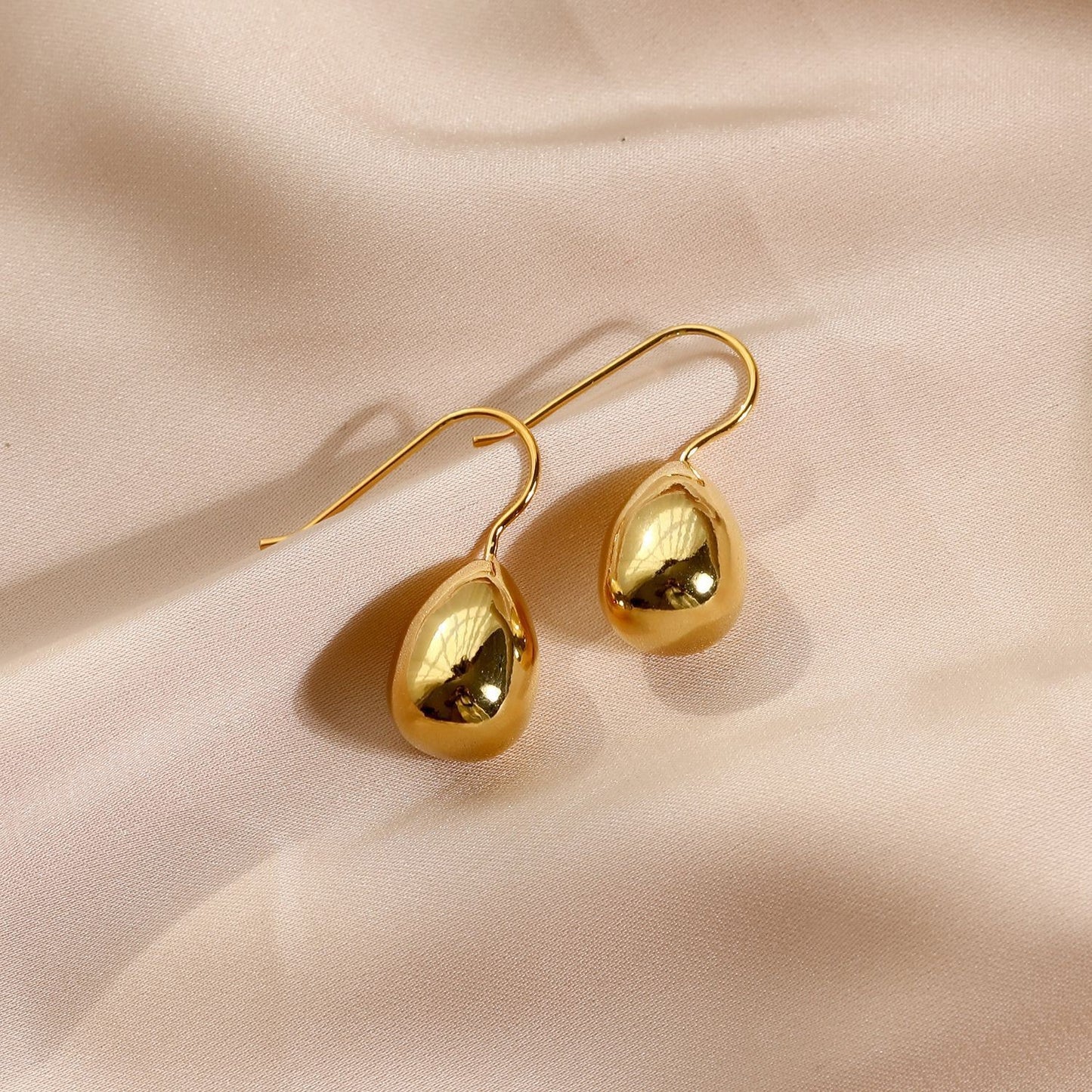 Sense Metal Cold Style Solid Water Drop Ear Earrings