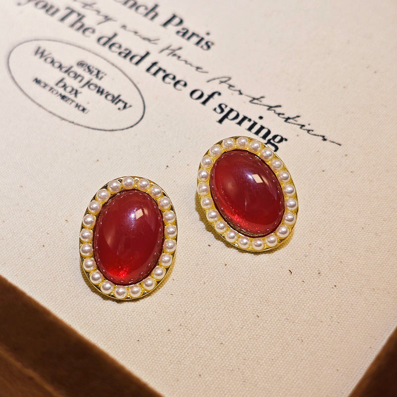 Women's Creative Simple Pearl Vintage Ornament Earrings