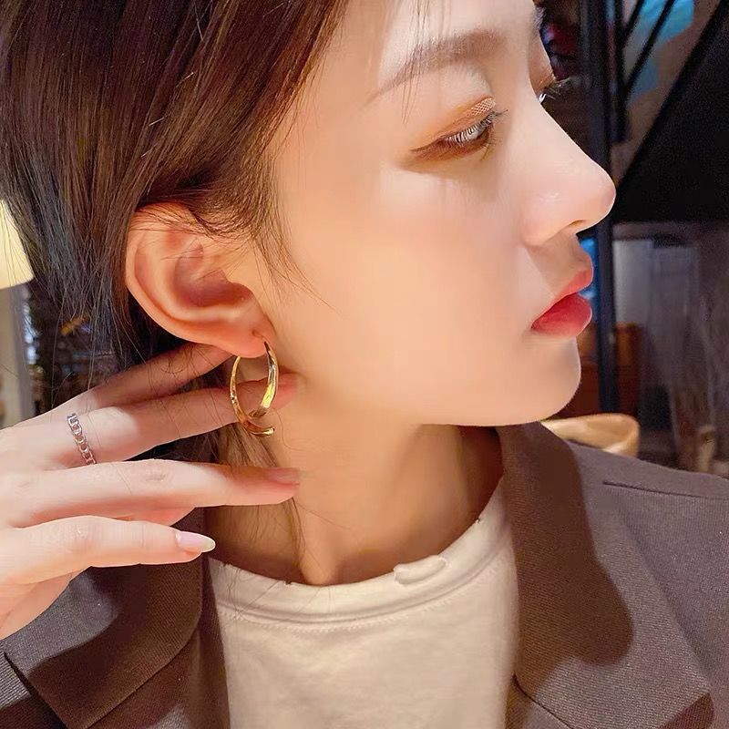 Women's Luxury High-grade Sier Needle Simple Elegance Earrings