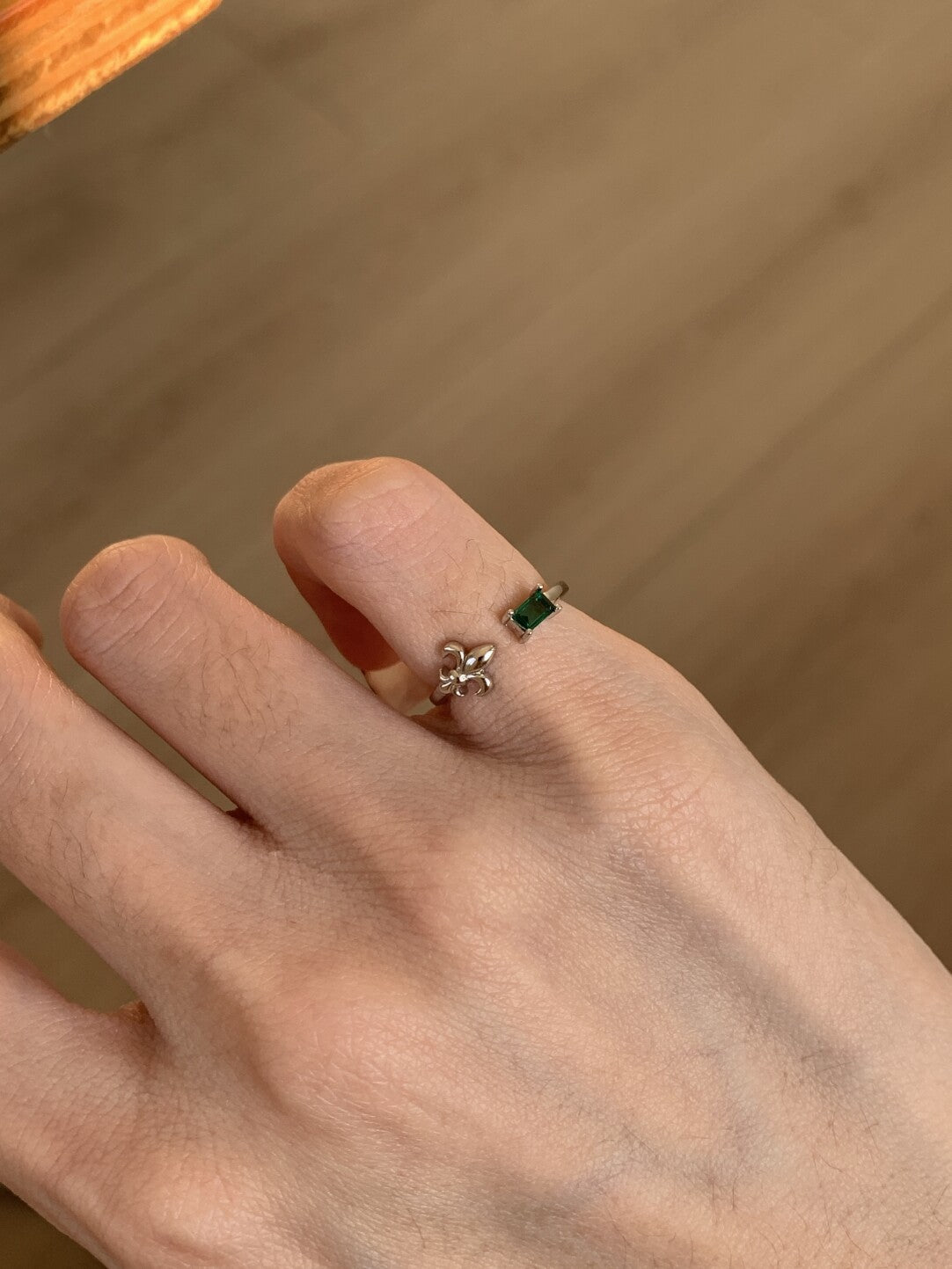 Square Red Iris Female Fashion Refined Ring