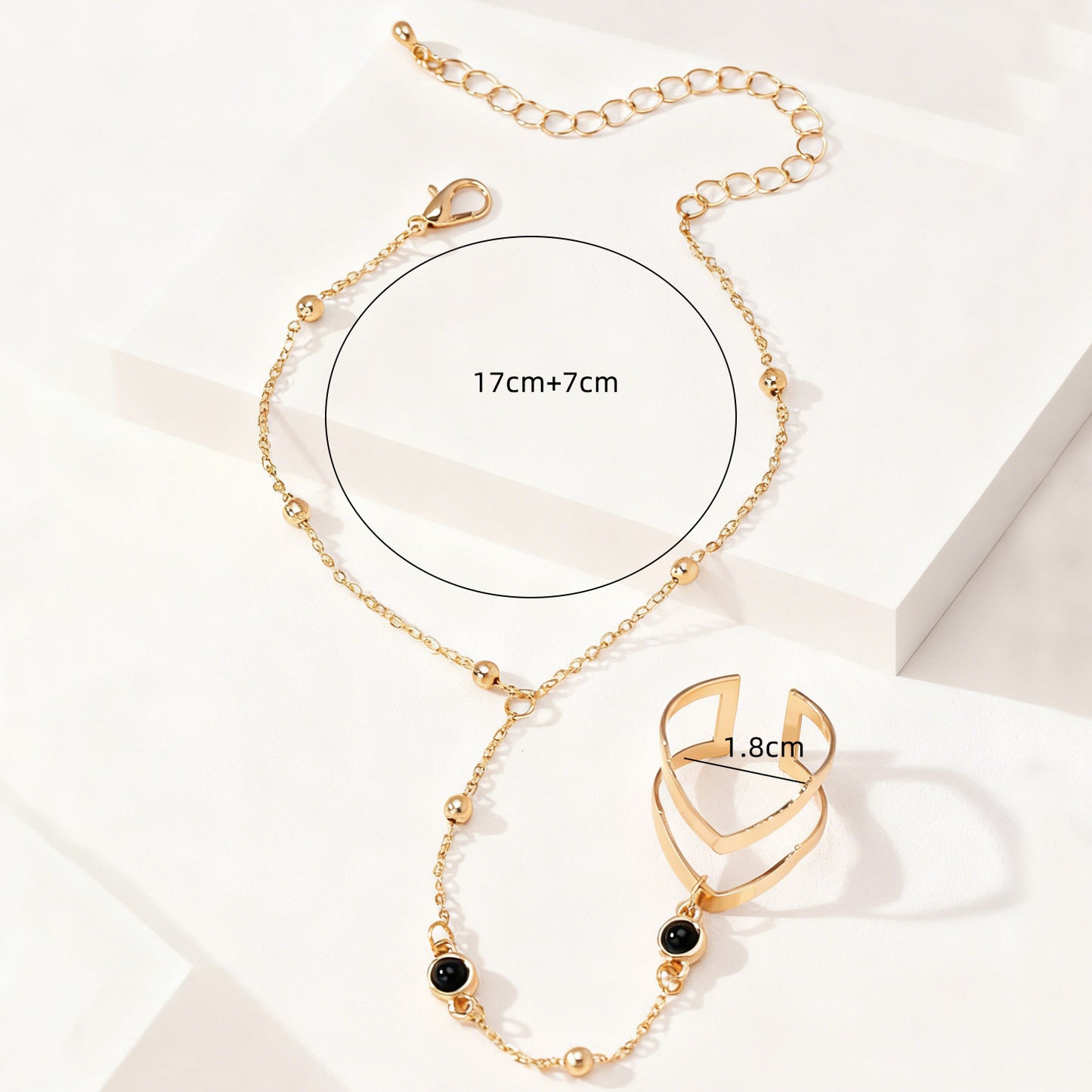 Elegant Chain Integrated Double V Golden Rings