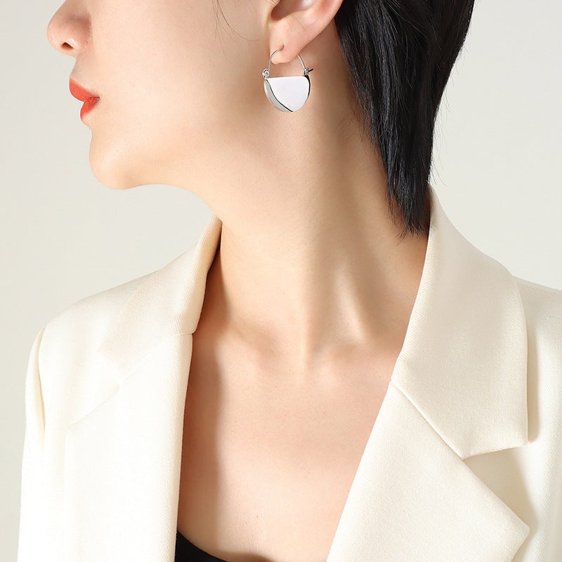 Women's Graceful Personality Titanium Steel Gold-plated Retro Earrings