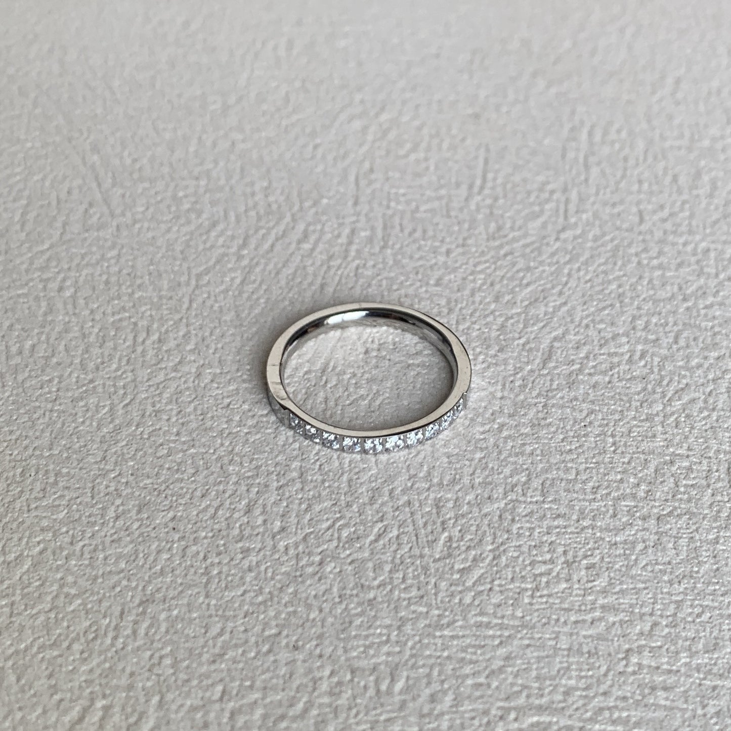 Women's Steel Simple Gang Drill Ten Diamonds Ring