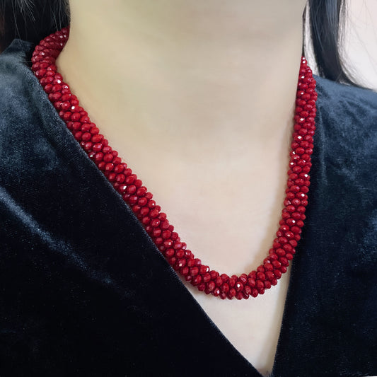 Women's Atmosphere Red Fashion High-grade Light Luxury Necklaces