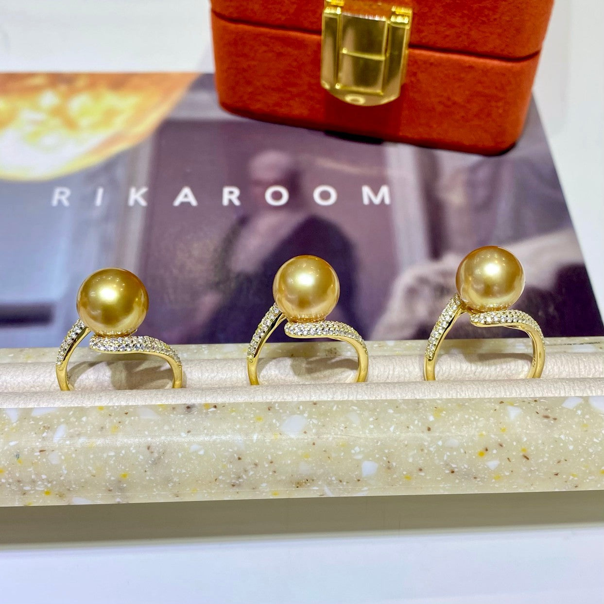Women's Pearl Gold-plated Zircon Inlaid Perfect Circle Rings