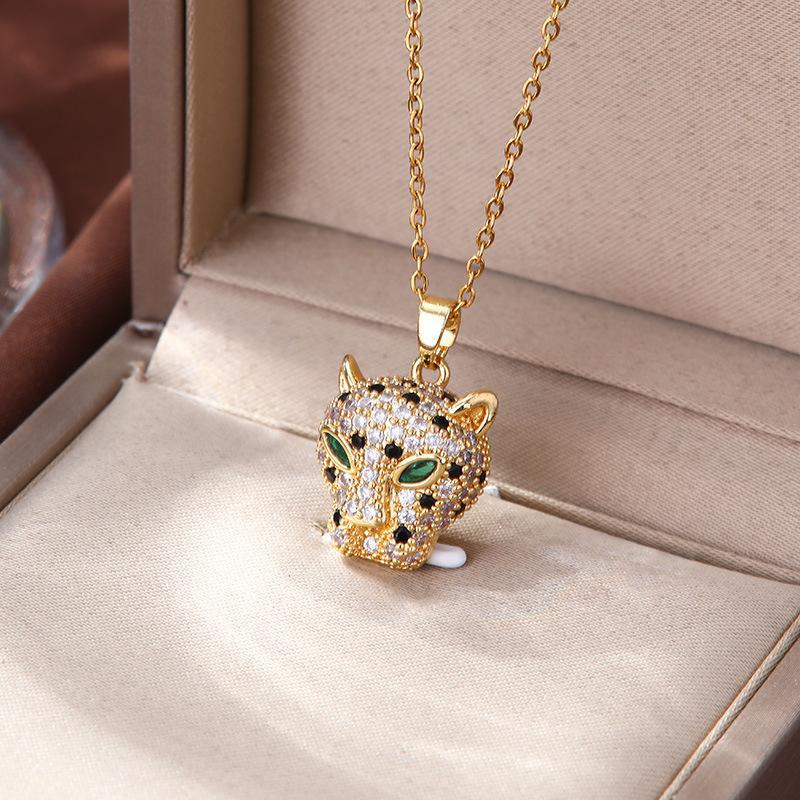 Women's Ornament High-grade Exquisite Affordable Luxury Fashion Necklaces