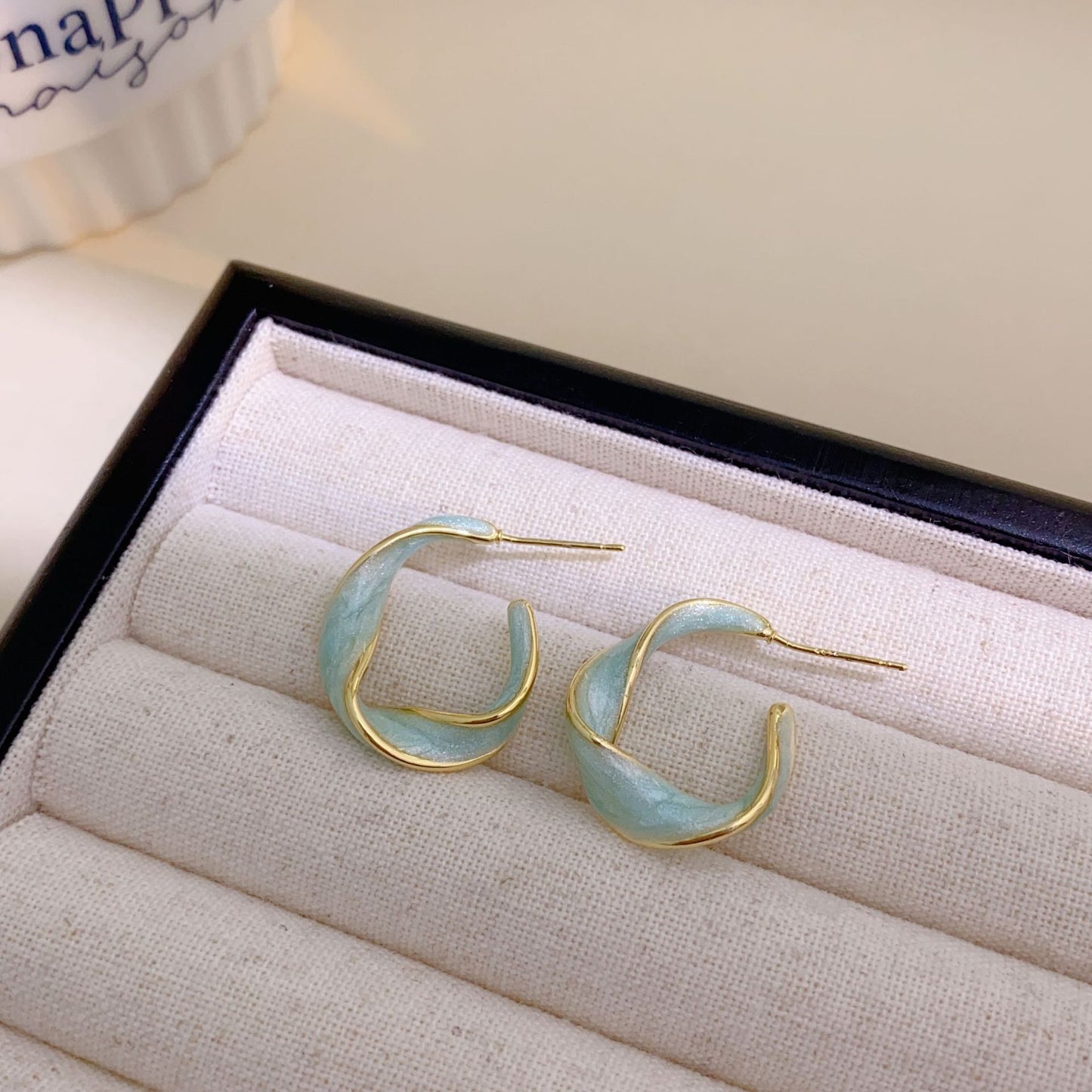 Trendy Female Light Luxury Minority French Earrings