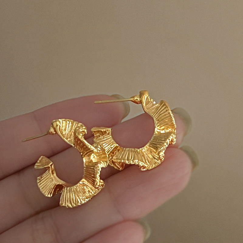 Geometric Butterfly Pearl Affordable Luxury Fashion Earrings