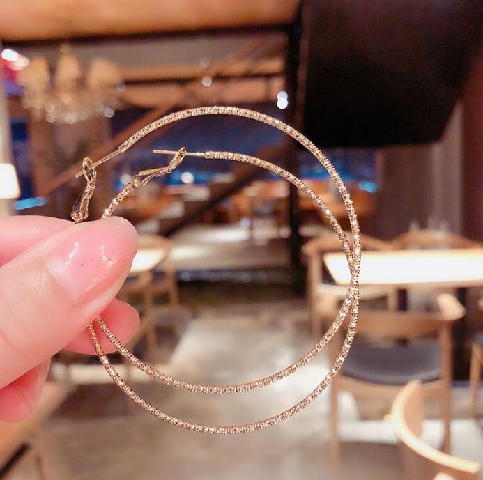 Women's Needle Exaggerated Big Circle Slimming Simple Earrings