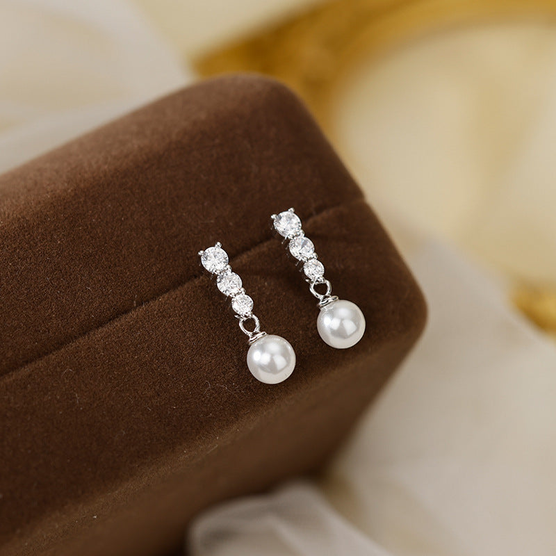 Women's Sterling Sier Imitation Pearl Fashionable Light Luxury Minority Earrings