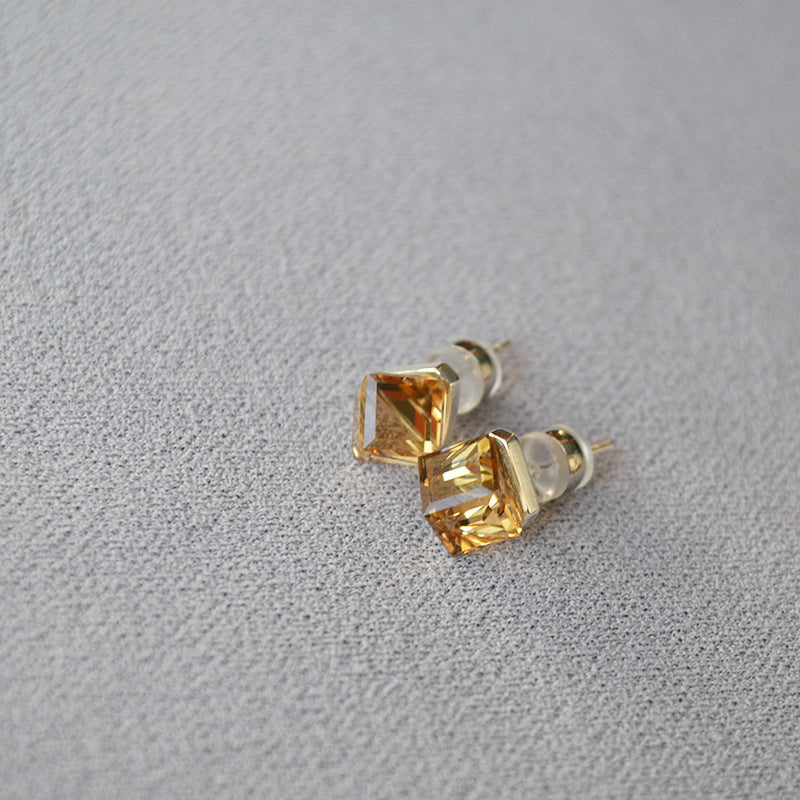 Square Crystal Shining Commuting Elegant Sier Rings