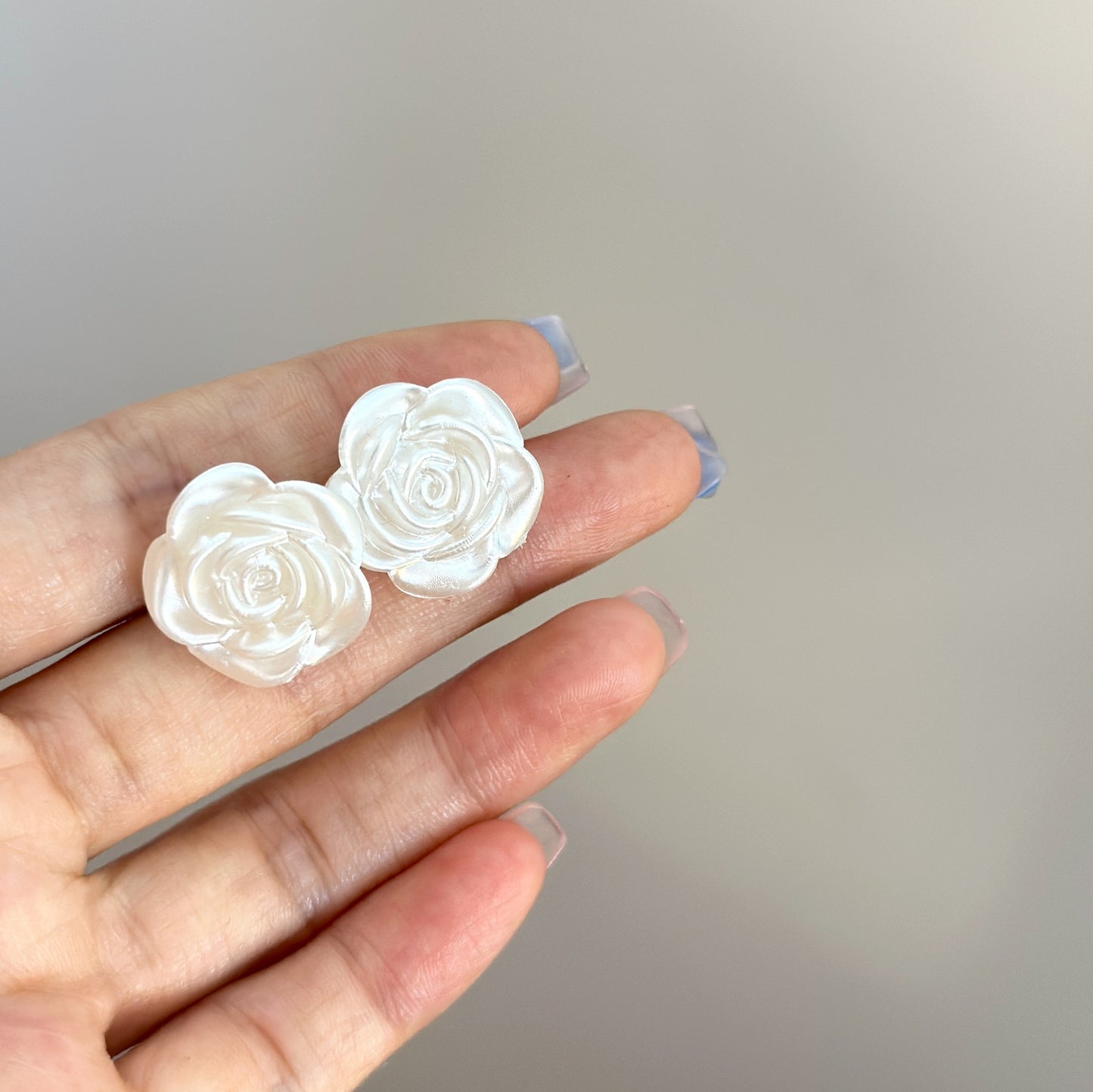 Style Retro Matte Rose Flower Niche Earrings