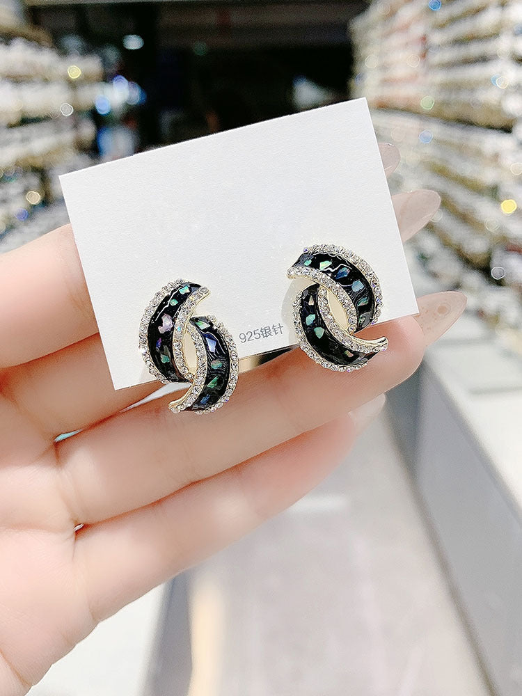 Women's Needle Fashion Geometry Pattern Trendy Style Earrings