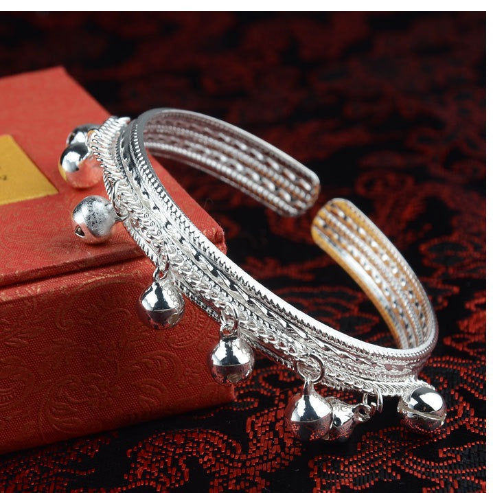 Lakes Stall Miao Sier Ethnic Style Eight Bell Bracelets