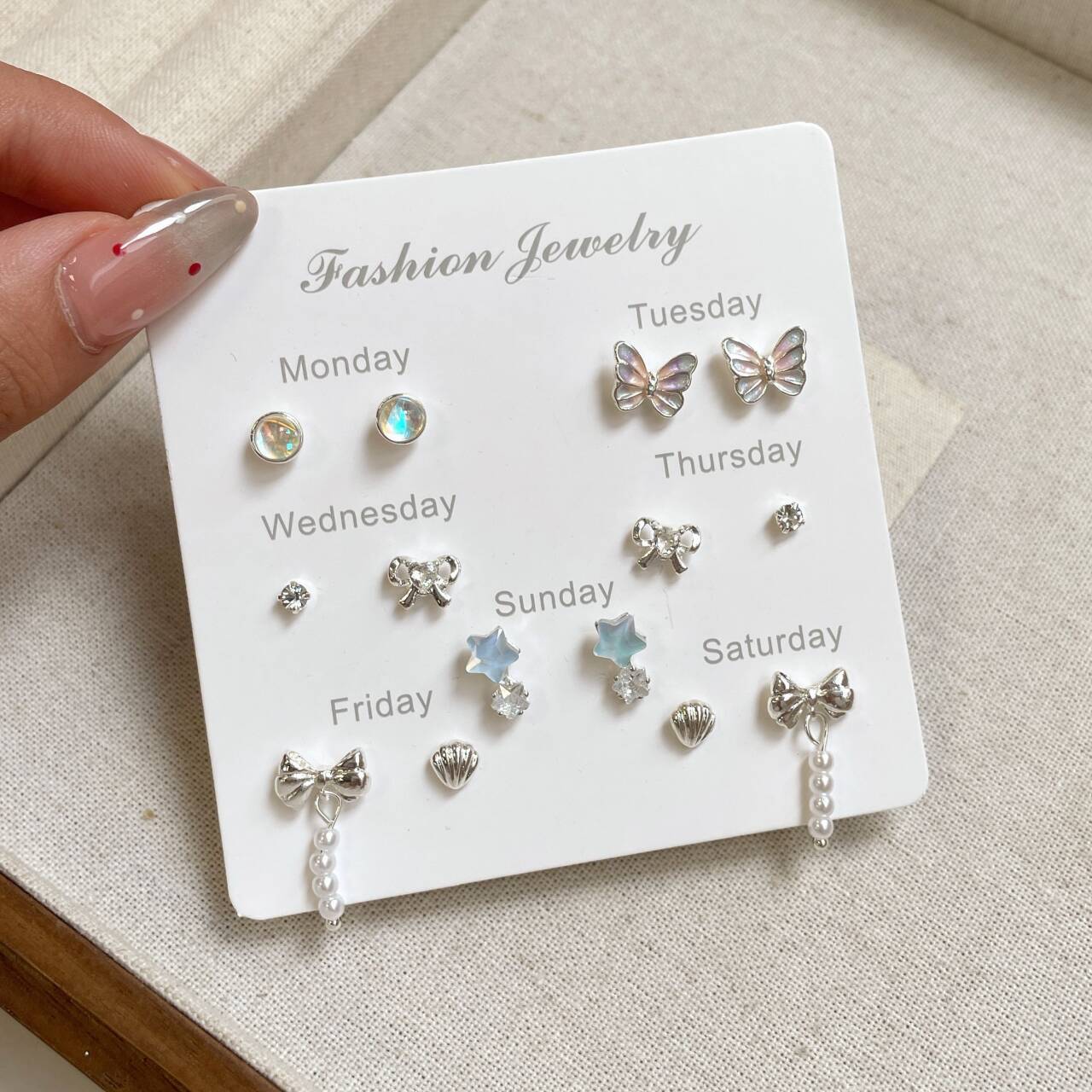 Simple Cute Week Suit Heart Sier Needle Small Earrings