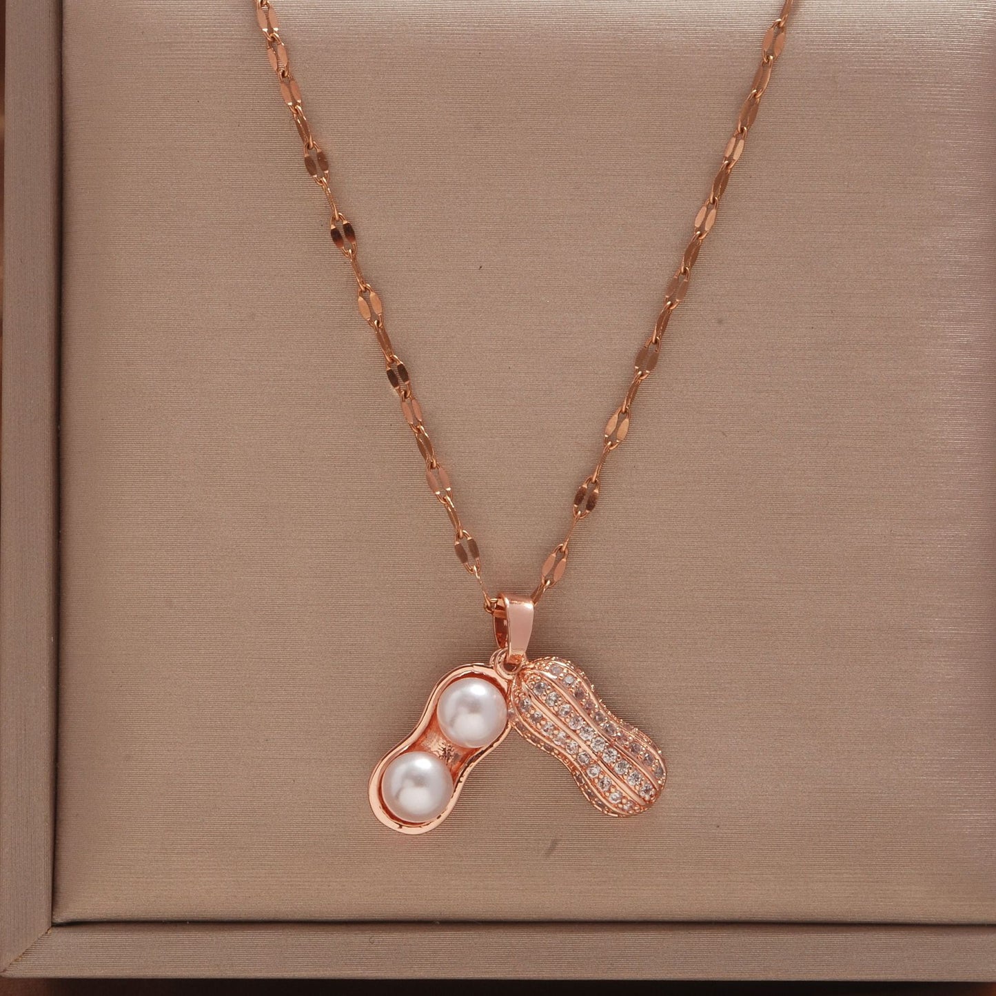 Women's Rose Gold Key Fu Lock Opal Korean Simple Fashion Necklaces