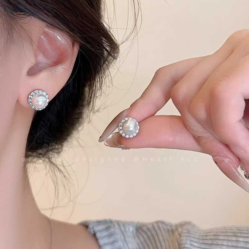 Women's Pearl French Style Simple Elegant Fashionable Temperamental Earrings