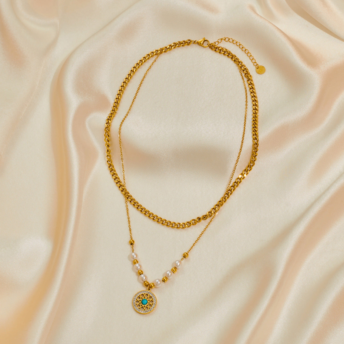 High-grade Pearl Gold-plated Titanium Steel Light Luxury Necklaces