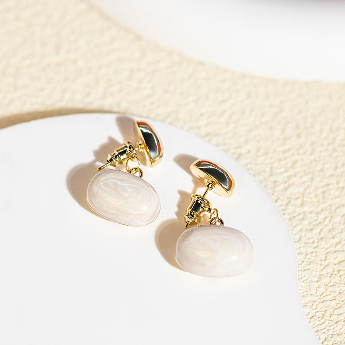 Style Vintage Court Dripping Oil Flower Earrings