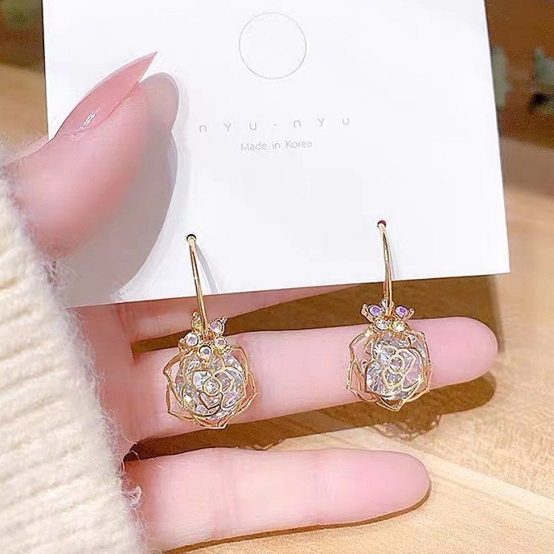 Simple Female Sier Light High-grade Small Ear Earrings