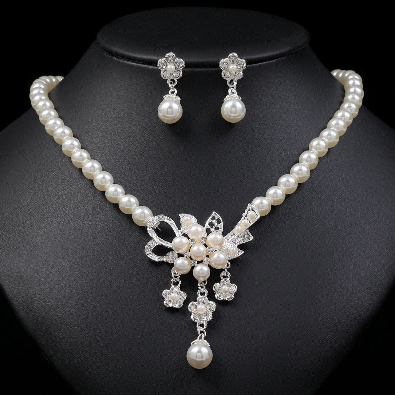 Fashion Pearl Flower Suite Female Alloy Jewelry Set