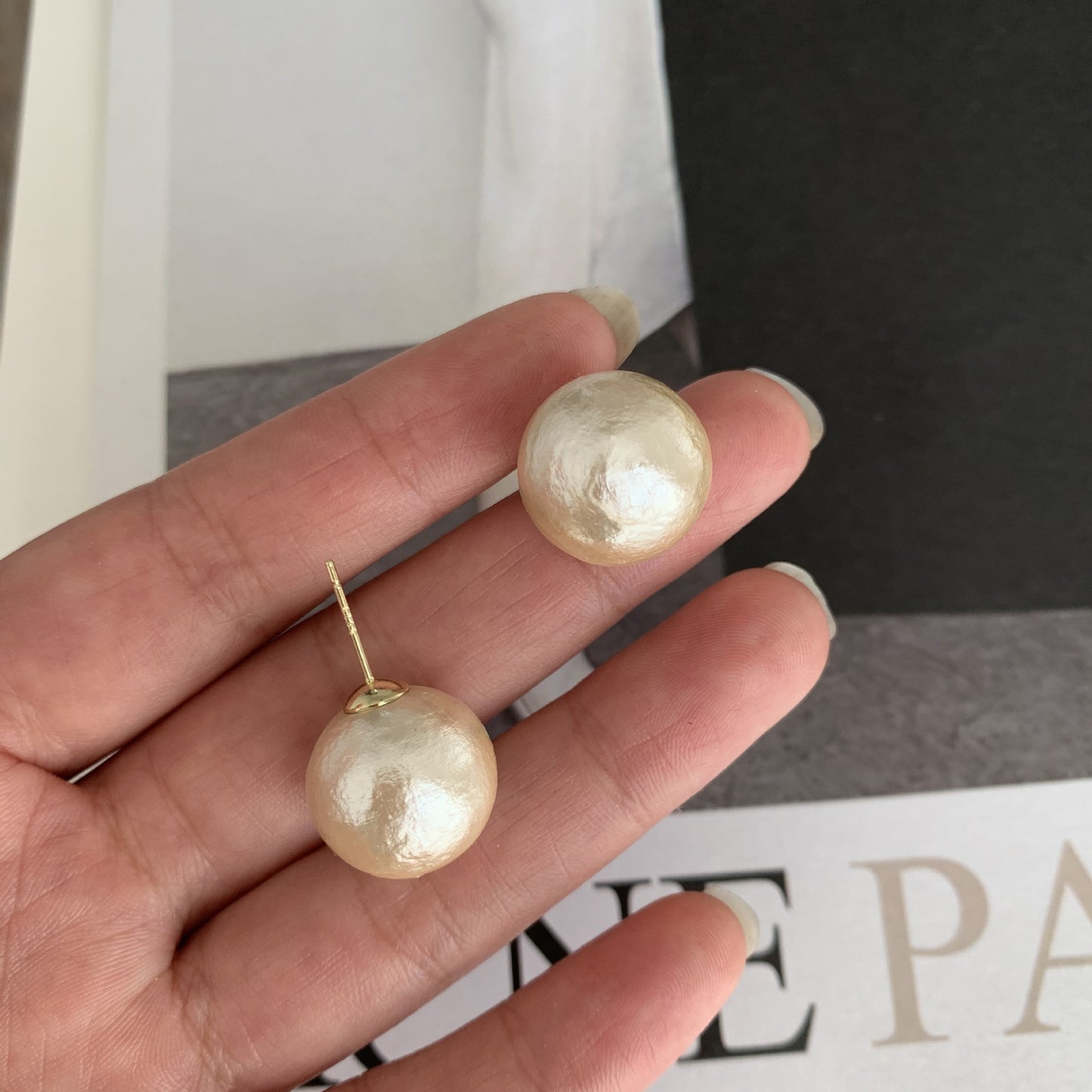 Sier Needle Retro French Cotton Pearl Big Ear Gentle Earrings