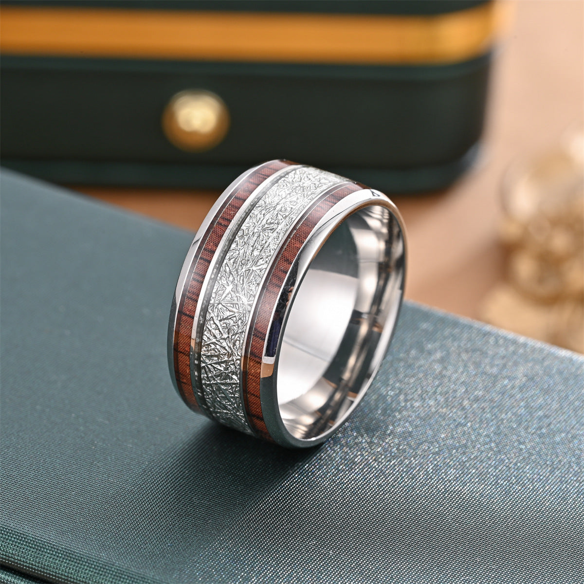 Light Luxury Style Personality Retro Cool Spider Rings