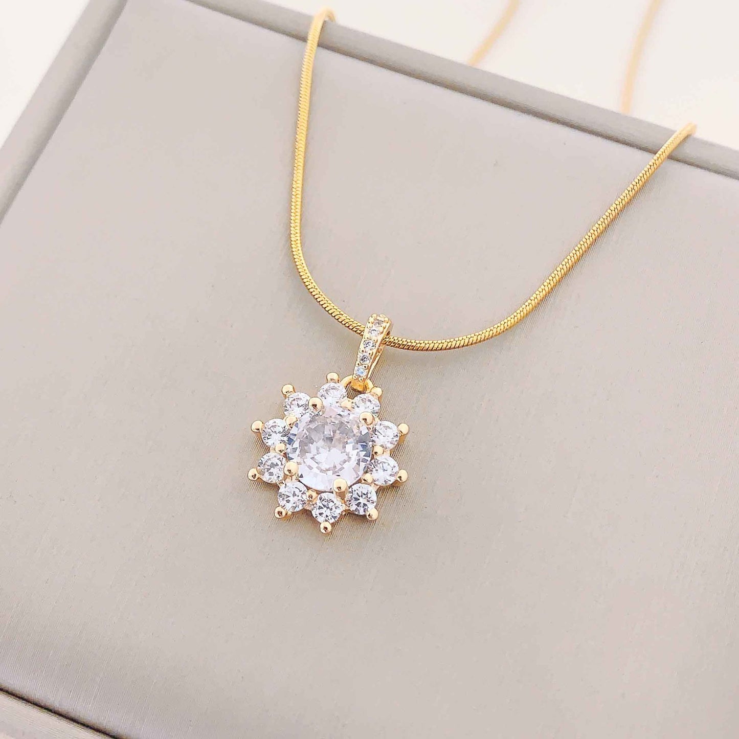 Women's Cute Graceful Titanium Steel Versatile High-grade Necklaces