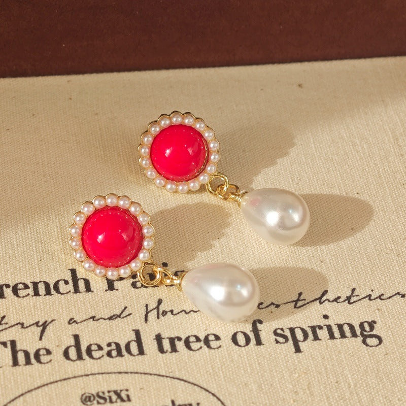 Women's Creative Simple Pearl Vintage Ornament Earrings