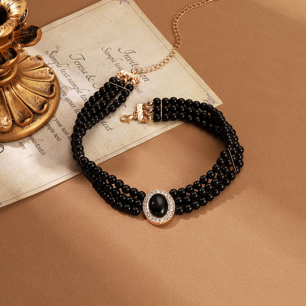 Retro Style Geometric Ellipse Pearl Cold Necklaces