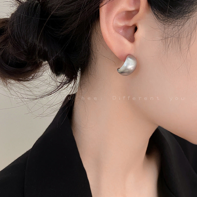 Women's Brushed Curved For Retro Style Simple Graceful Earrings