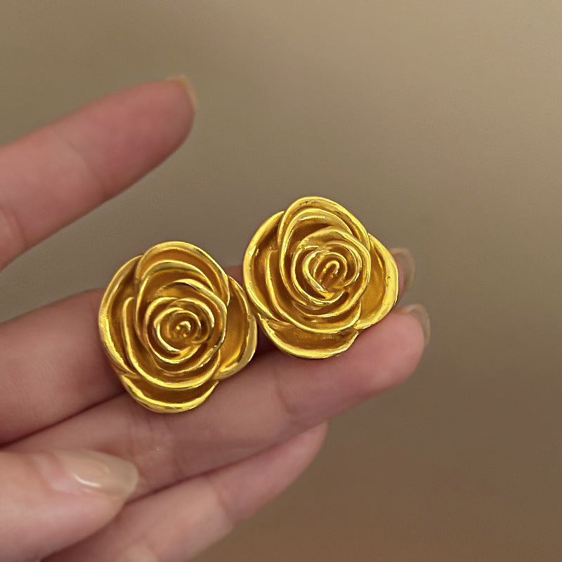 Geometric Butterfly Pearl Affordable Luxury Fashion Earrings