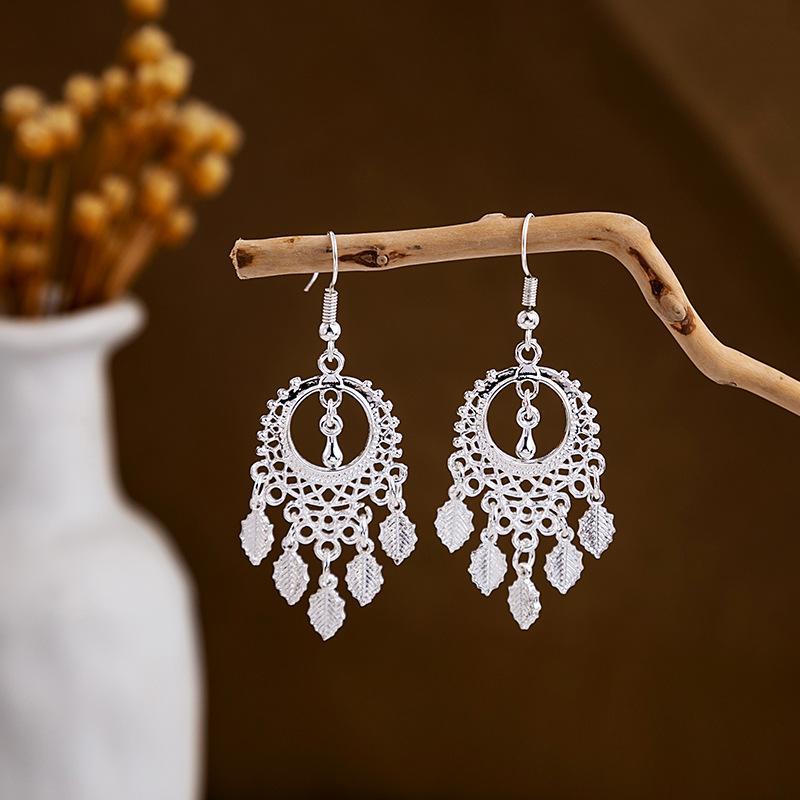 Hollowed Fashion Exotic Retro Artistic Classical Earrings